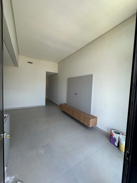 CASA COM 3 DORMITORIOS EM XANGRI-LA A VENDA: 4ª foto da galeria de imagens do imóvel