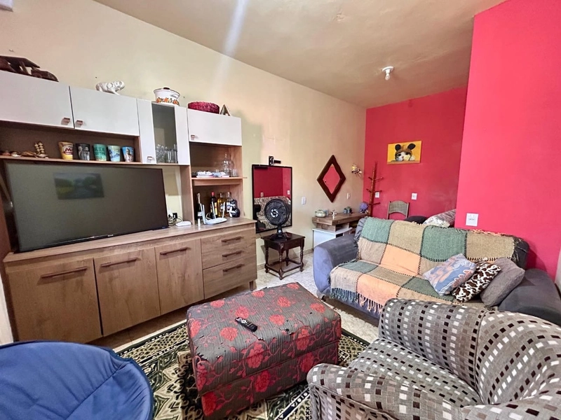 CASA COMPOSTA POR 02 DORMITÓRIOS NO BAIRRO JARDIM BEIRA MAR: 3ª foto da galeria de imagens do imóvel