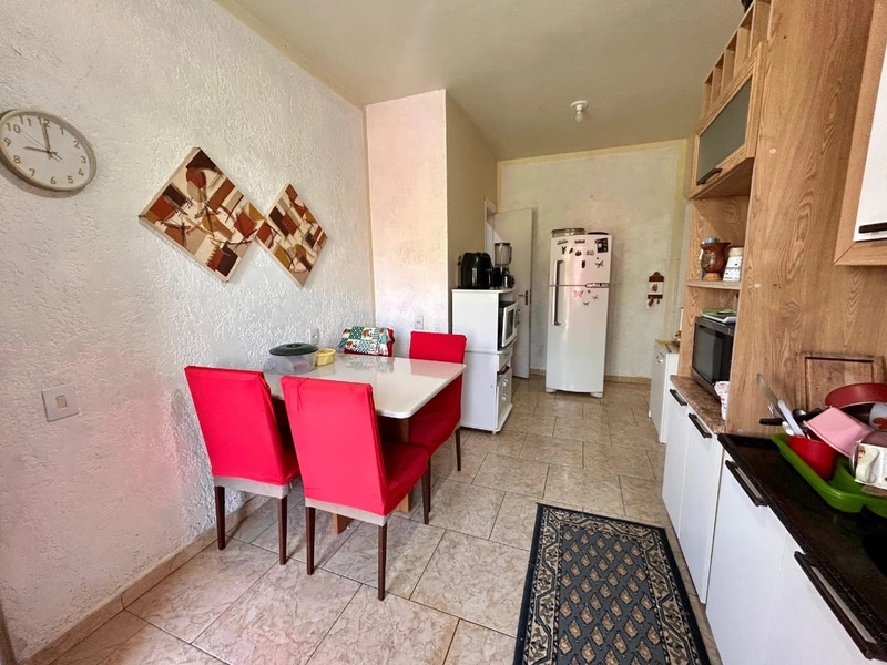 CASA COMPOSTA POR 02 DORMITÓRIOS NO BAIRRO JARDIM BEIRA MAR: 2ª foto da galeria de imagens do imóvel