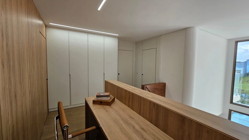 EXCELENTE CASA DE BAIRRO PRÓXIMA AO CONDOMÍNIO LAS DUNAS: 11ª foto da galeria de imagens do imóvel