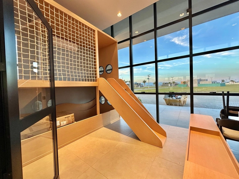 EXCELENTE CASA COM 04 SUÍTES EM CONDOMÍNIO FECHADO EM XANGRI-LÁ: 25ª foto da galeria de imagens do imóvel