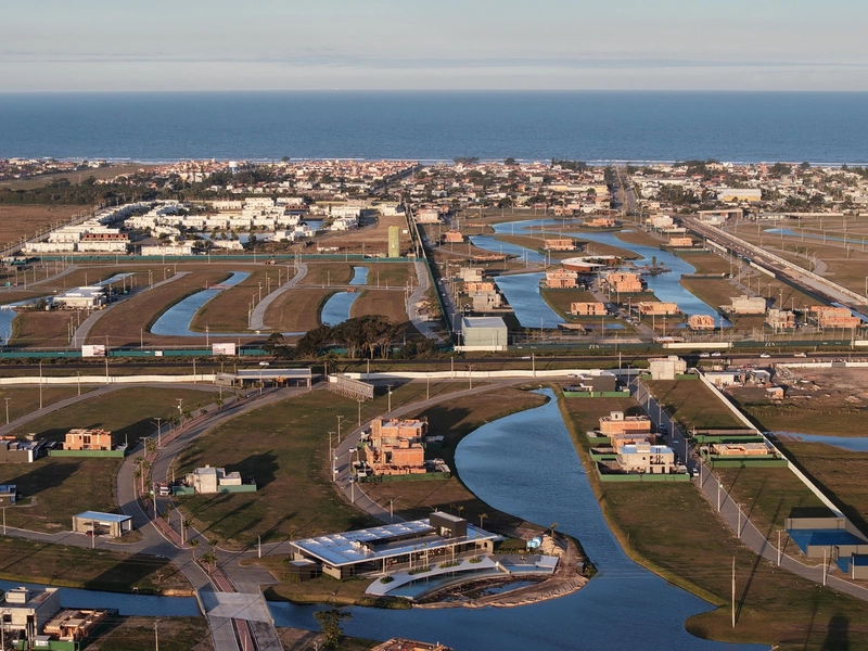 EXCELENTE CASA COM 04 SUÍTES EM CONDOMÍNIO FECHADO EM XANGRI-LÁ: 29ª foto da galeria de imagens do imóvel
