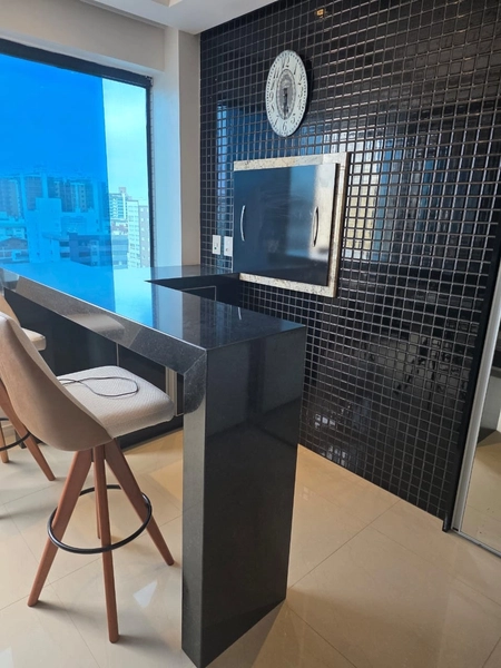 APARTAMENTO DE 01 DORMITÓRIO COM VISTA PARA O MAR: 2ª foto da galeria de imagens do imóvel