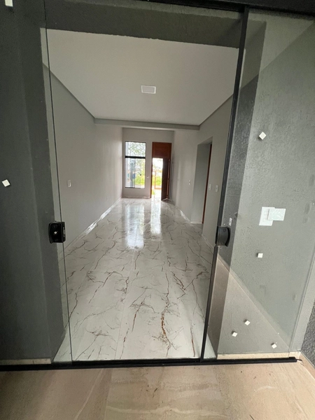 CASA GEMINADA EM CAPÃO NOVO VILLAGE: 3ª foto da galeria de imagens do imóvel