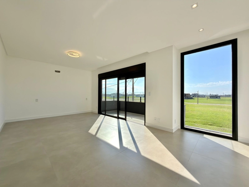 SOBRADO COMPOSTO POR 04 DORM EM BAIRRO PLANEJADO NOVA XANGRI-LÁ: 18ª foto da galeria de imagens do imóvel