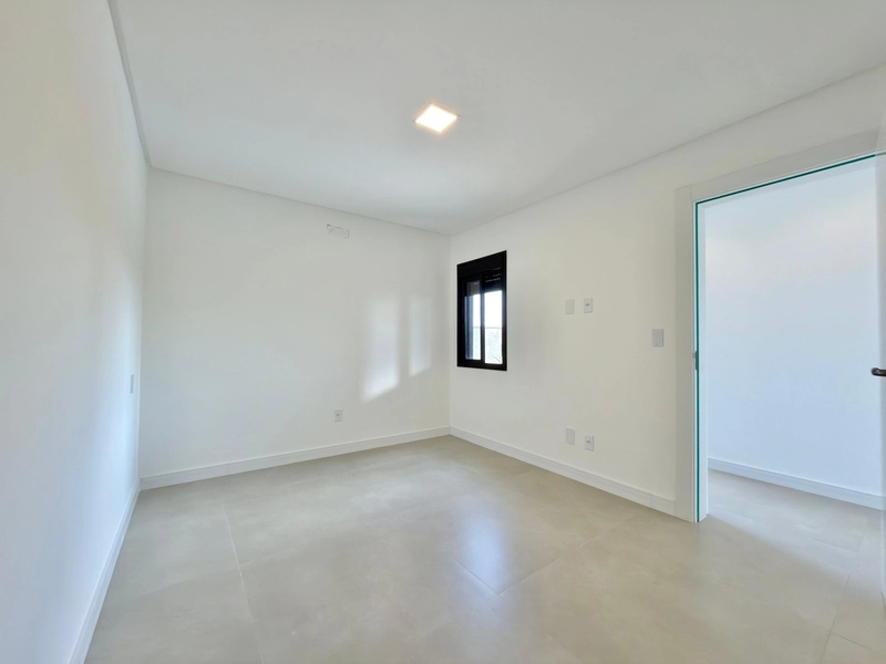 SOBRADO COMPOSTO POR 04 DORM EM BAIRRO PLANEJADO NOVA XANGRI-LÁ: 10ª foto da galeria de imagens do imóvel