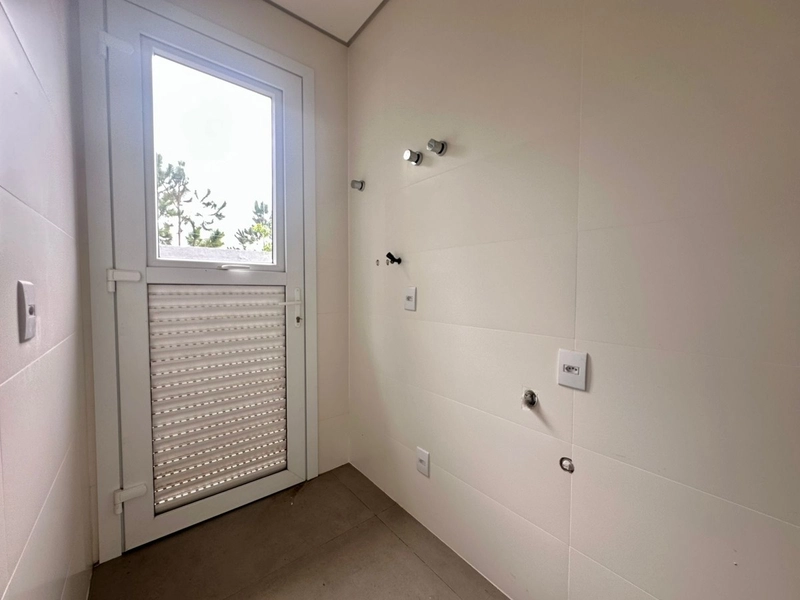 CASA TRÊS SUÍTES EM CONDOMÍNIO FECHADO: 20ª foto da galeria de imagens do imóvel