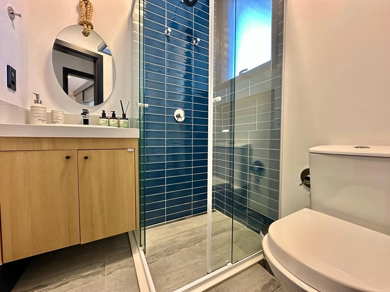 SOBRADO DE LUXO BEIRA LAGO CONDOMÍNIO ENSEADA LAGOS DE XANGRI-LÁ: 17ª foto da galeria de imagens do imóvel