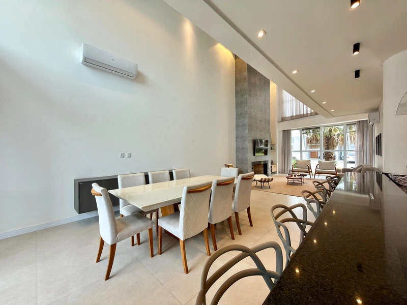 EXCELENTE SOBRADO EM COND FECHADO COMPOSTO POR 04 DORMITÓRIOS !: 9ª foto da galeria de imagens do imóvel