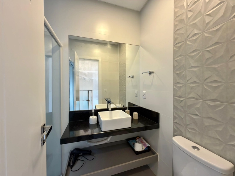 EXCELENTE SOBRADO EM COND FECHADO COMPOSTO POR 04 DORMITÓRIOS !: 28ª foto da galeria de imagens do imóvel