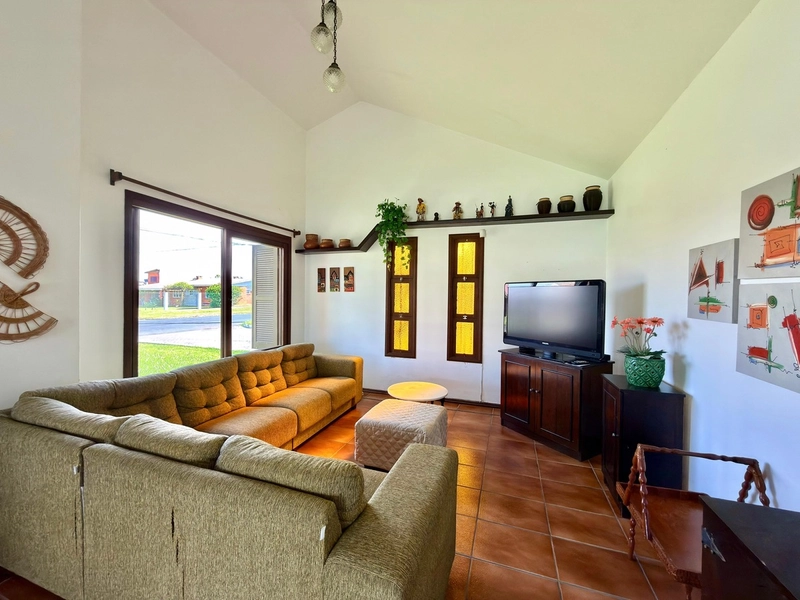 CASA EM SUPER LOTE  VENDA CENTRO E PRÓXIMA A BEIRA MAR: 3ª foto da galeria de imagens do imóvel