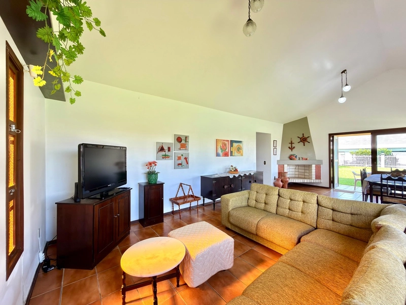 CASA EM SUPER LOTE  VENDA CENTRO E PRÓXIMA A BEIRA MAR: 4ª foto da galeria de imagens do imóvel