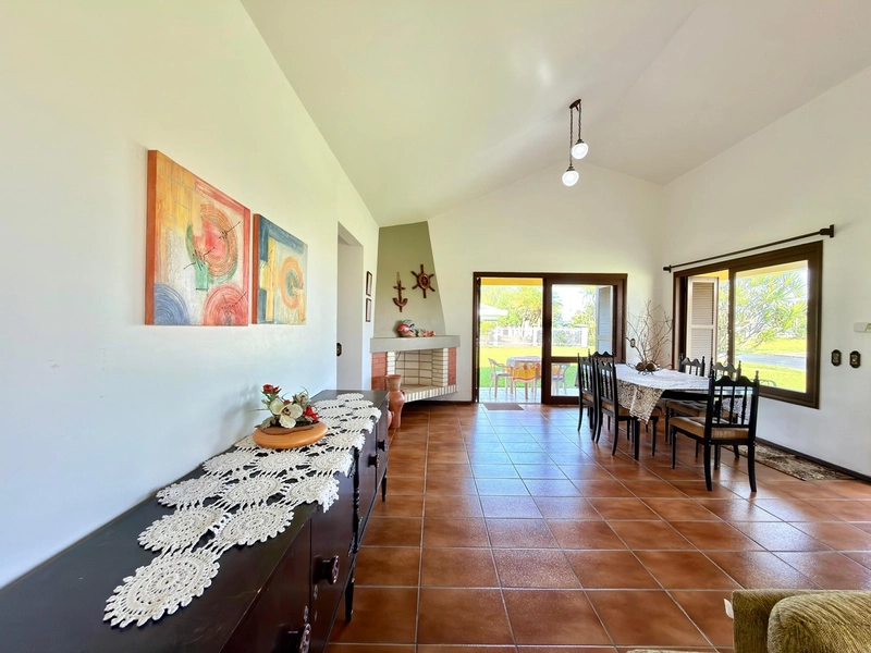 CASA EM SUPER LOTE  VENDA CENTRO E PRÓXIMA A BEIRA MAR: 5ª foto da galeria de imagens do imóvel