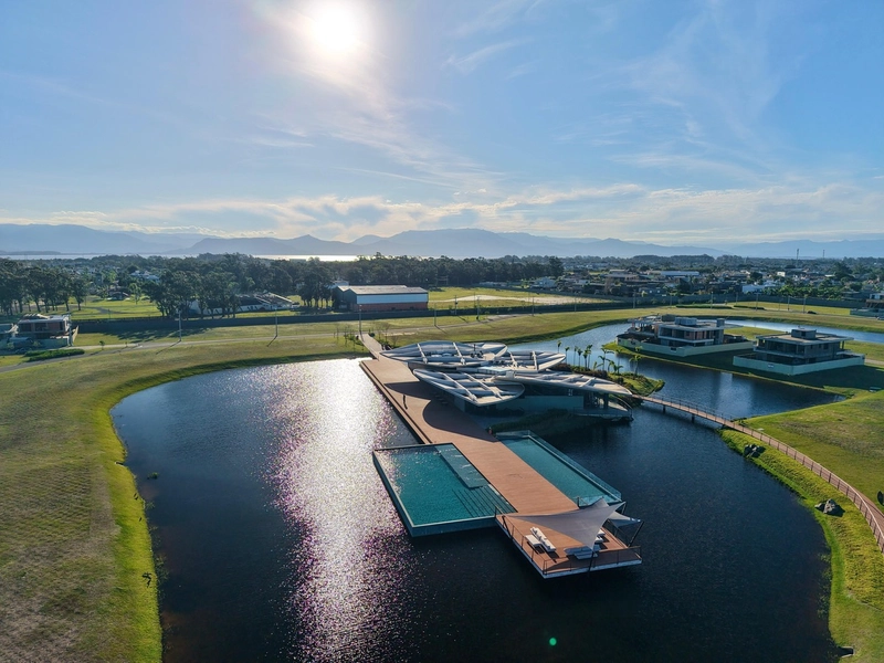 TERRENO À VENDA NO CONDOMÍNIO LOTUS: 1ª foto da galeria de imagens do imóvel