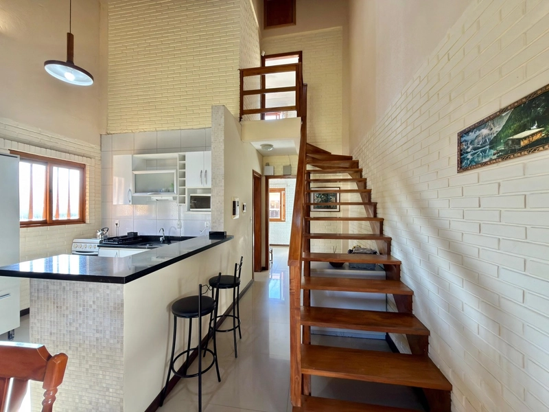 CASA COMPOSTA POR 02 DORM + ANEXO COM SUÍTE EM AMPLO TERRENO!: 10ª foto da galeria de imagens do imóvel