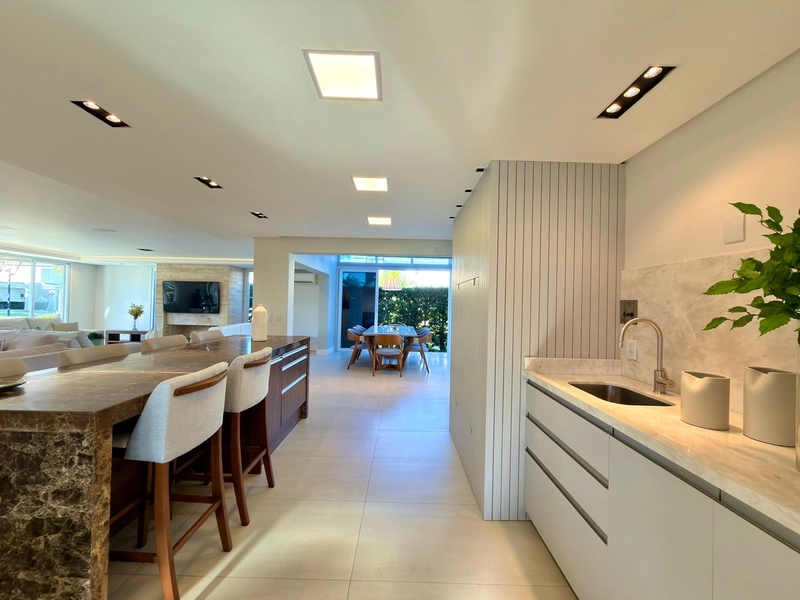 SOBRADO MOBILIADO E DECORADO COMPOSTO POR 06 DORMITÓRIOS + DEPENDÊNCIA: 13ª foto da galeria de imagens do imóvel