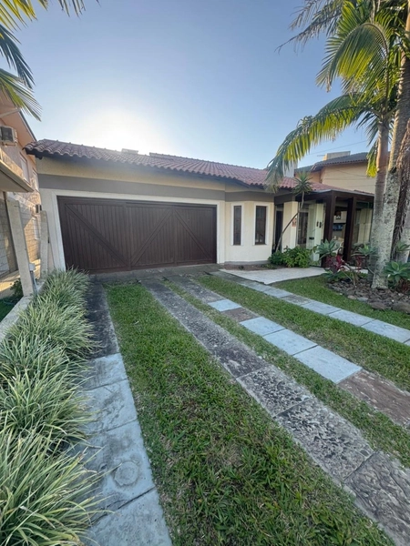 CASA NO BAIRRO ZONA NOVA COM ESPAÇO GOURMET E PISCINA!: 3ª foto da galeria de imagens do imóvel