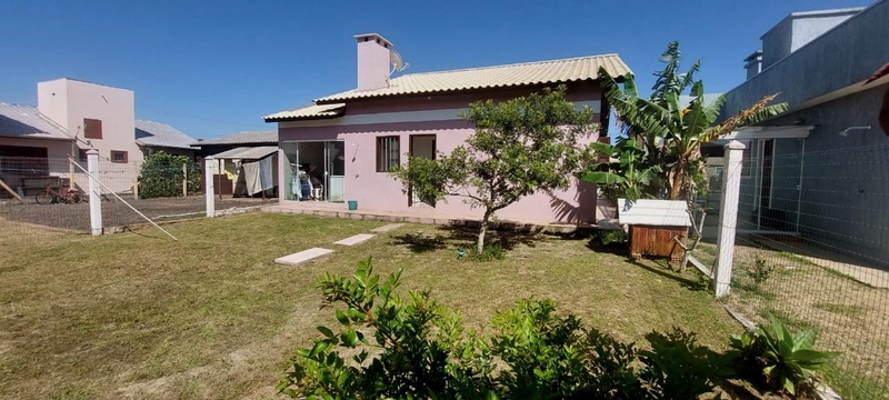 CASA COMPOSTA POR 03 DORMITÓRIOS EM CAPÃO NOVO VILLAGE!: 1ª foto da galeria de imagens do imóvel