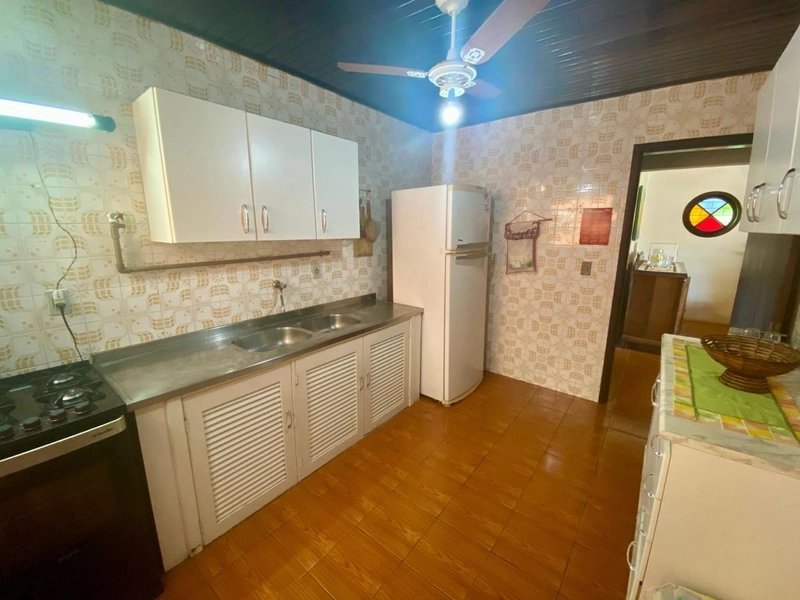 CASA MOBILIADA EM XANGRI-LÁ COMPOSTA POR 03 DORMITÓRIOS: 7ª foto da galeria de imagens do imóvel