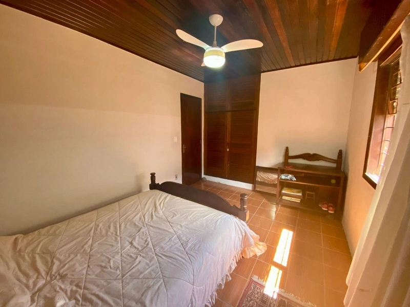 CASA MOBILIADA EM XANGRI-LÁ COMPOSTA POR 03 DORMITÓRIOS: 12ª foto da galeria de imagens do imóvel