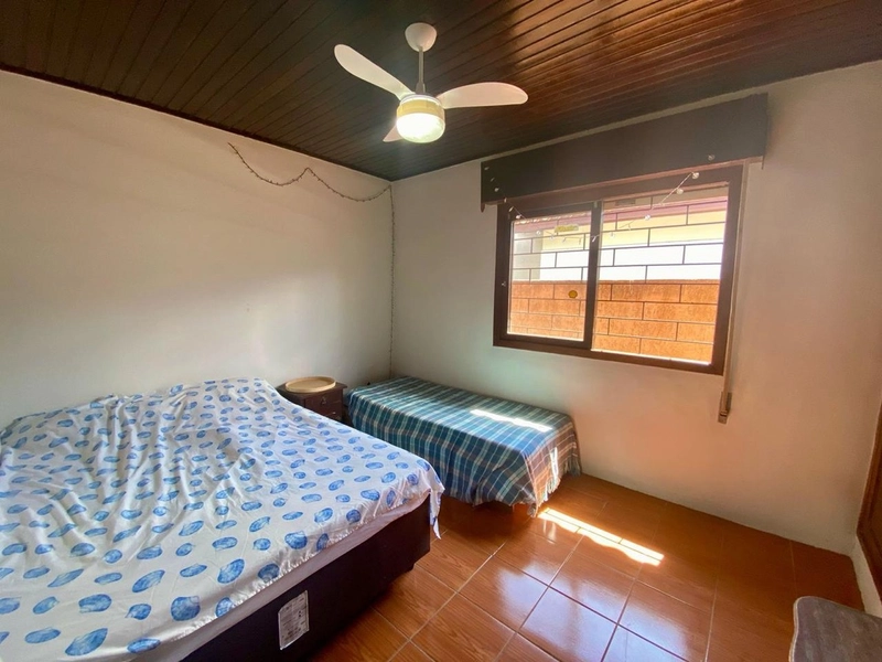 CASA MOBILIADA EM XANGRI-LÁ COMPOSTA POR 03 DORMITÓRIOS: 13ª foto da galeria de imagens do imóvel