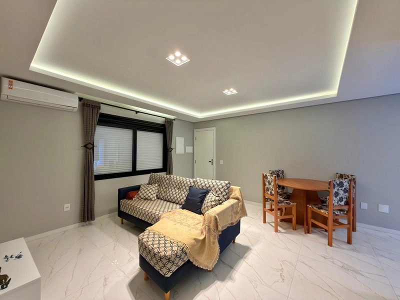 APARTAMENTO À VENDA BEIRA MAR EM CAPÃO DA CANOA - BAIRRO ZONA NOVA: 2ª foto da galeria de imagens do imóvel