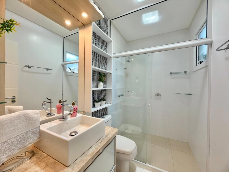 CASA À VENDA NA MELHOR LOCALIZAÇÃO DE ATLÂNTIDA!: 37ª foto da galeria de imagens do imóvel