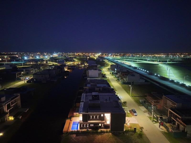 SOBRADO BEIRA LAGO À VENDA: 47ª foto da galeria de imagens do imóvel