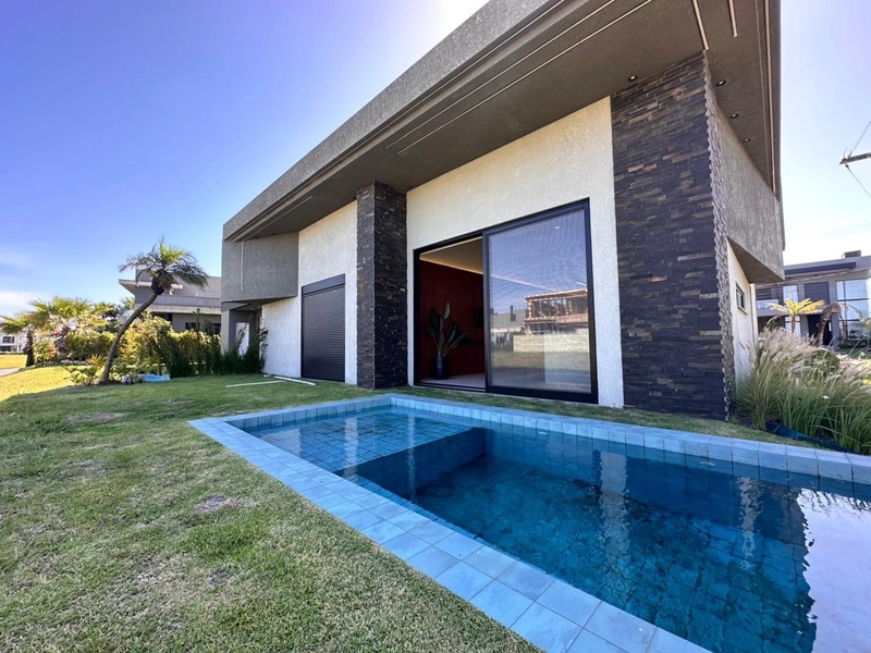 CASA DE 04 SUÍTES, DECORADA EM CONDOMÍNIO FECHADO COM INFRA COMPLETA!: 23ª foto da galeria de imagens do imóvel