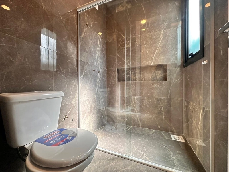 CASA DE 04 SUÍTES, DECORADA EM CONDOMÍNIO FECHADO COM INFRA COMPLETA!: 17ª foto da galeria de imagens do imóvel