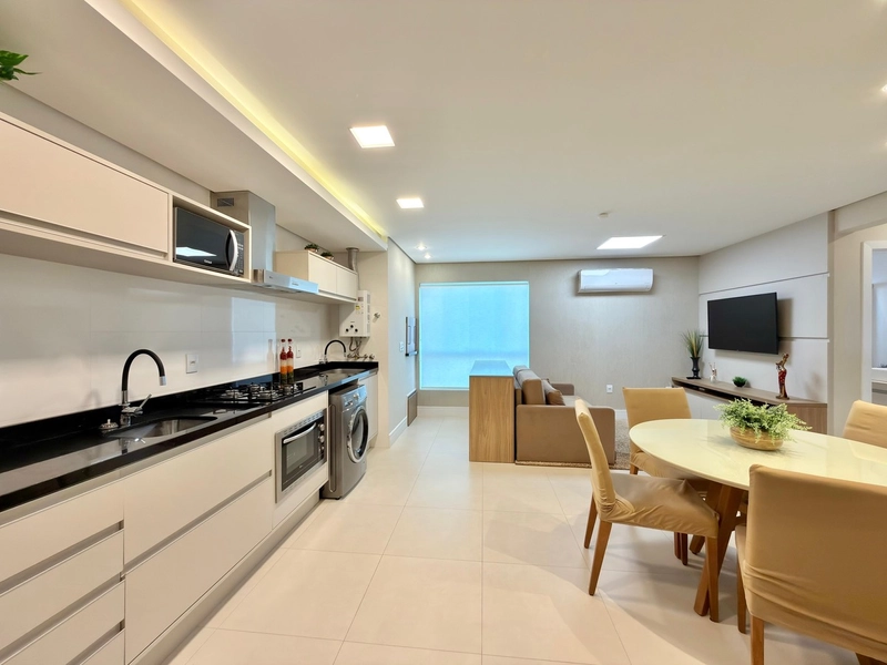 APARTAMENTO MOBILIADO E DECORADO DE 01 DORMITÓRIO