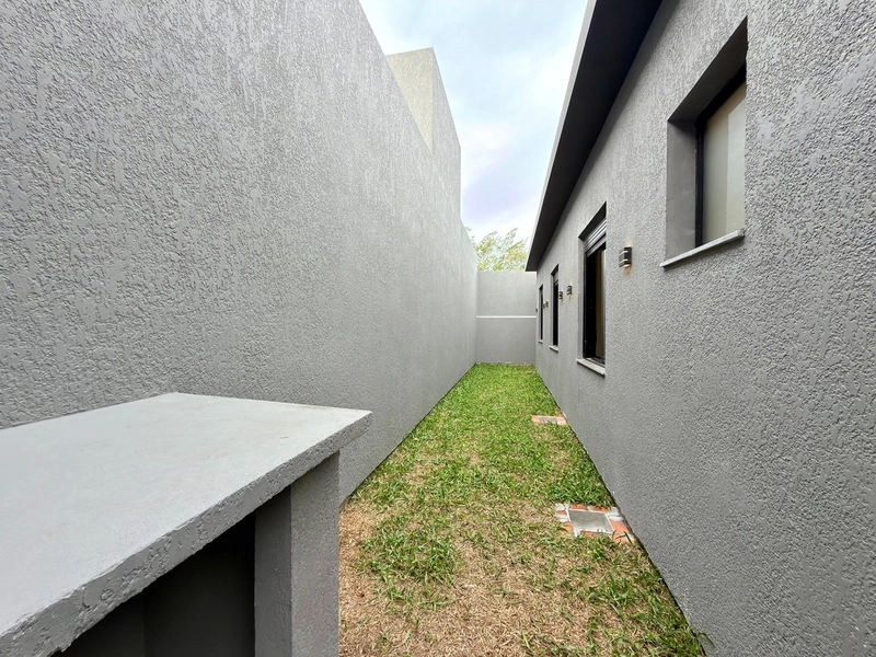 CASA DE 03 DORMITÓRIOS, SENDO 01 SUÍTE EM XANGRI-LÁ: 8ª foto da galeria de imagens do imóvel