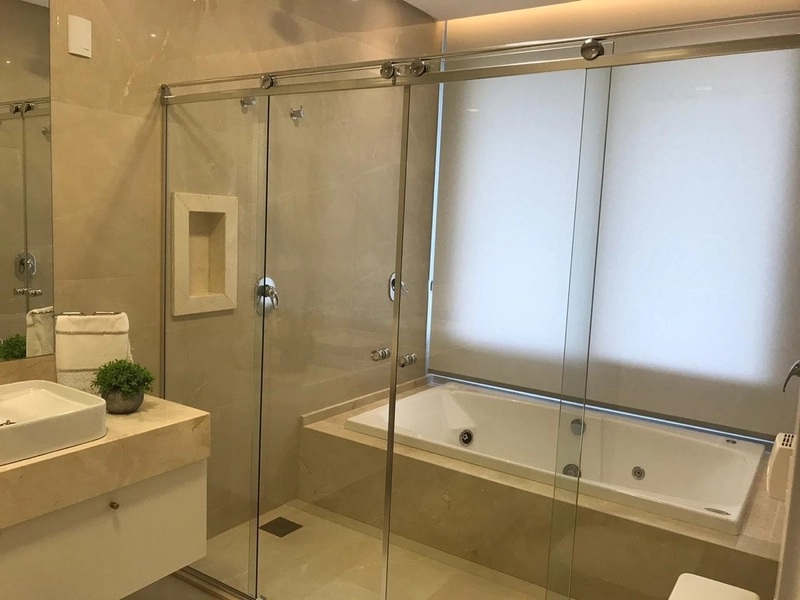 CASA MOBILIADA E DECORADA EM CONDOMÍNIO FECHADO COM 05 SUÍTES!: 27ª foto da galeria de imagens do imóvel