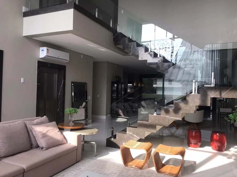 CASA MOBILIADA E DECORADA EM CONDOMÍNIO FECHADO COM 05 SUÍTES!: 24ª foto da galeria de imagens do imóvel