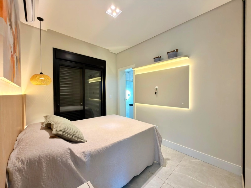 EXCELENTE CASA MOB E DECORADA COM 04 SUÍTES INDEPENDENTES!: 28ª foto da galeria de imagens do imóvel