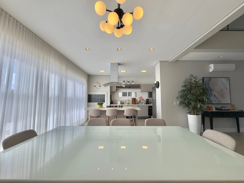 CASA EM COND. FECHADO COMPOSTA POR 05 SUÍTES - INFRA COMPLETA!: 5ª foto da galeria de imagens do imóvel