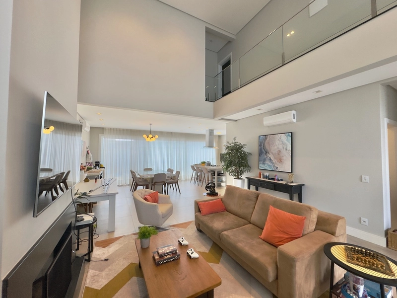 CASA EM COND. FECHADO COMPOSTA POR 05 SUÍTES - INFRA COMPLETA!: 11ª foto da galeria de imagens do imóvel