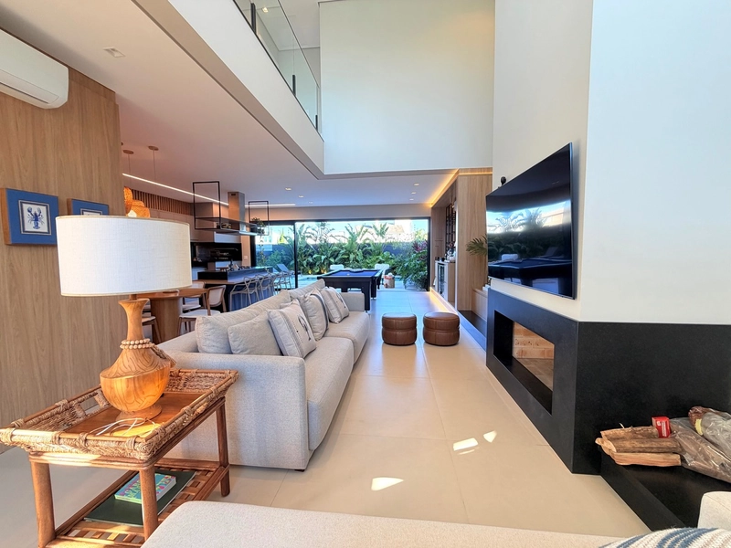SOBRADO MOBILIADO E DECORADO COM 03 SUÍTES!: 2ª foto da galeria de imagens do imóvel