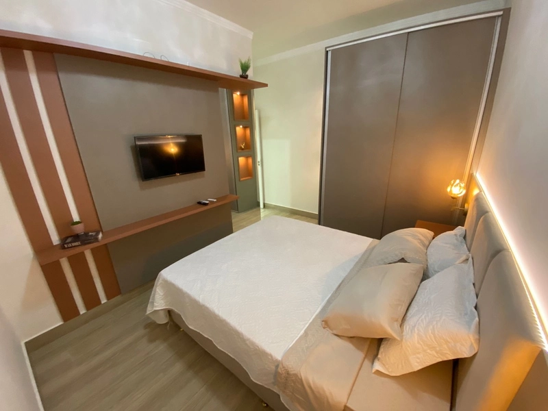 CASA COM 04 SUÍTES MOB. & DECORADA EM COND. FECHADO: 21ª foto da galeria de imagens do imóvel
