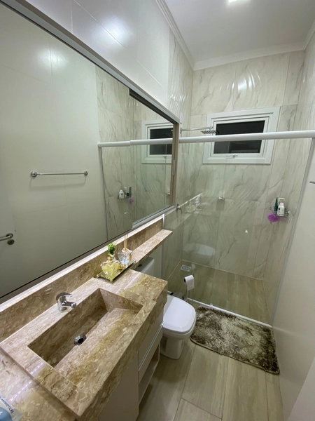 CASA COM 04 SUÍTES MOB. & DECORADA EM COND. FECHADO: 19ª foto da galeria de imagens do imóvel
