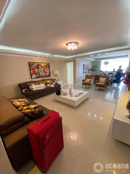 Belíssimo apartamento 05 dormitórios de frente para o mar.: 1ª foto da galeria de imagens do imóvel