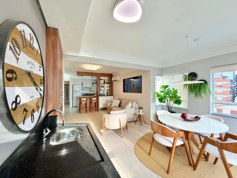 APARTAMENTO MOBILIADO E DECORADO COMPOSTO POR 02 DORMITÓRIOS E VAGA!: 2ª foto da galeria de imagens do imóvel
