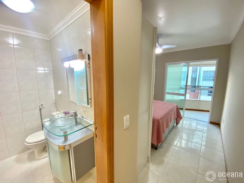 APARTAMENTO DE FRENTE COM SACADA E CHURRASQUEIRA: 11ª foto da galeria de imagens do imóvel