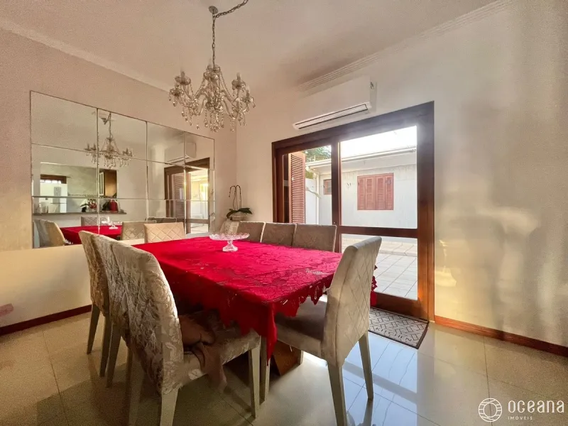 Casa sobrado em Capão da Canoa!: 12ª foto da galeria de imagens do imóvel