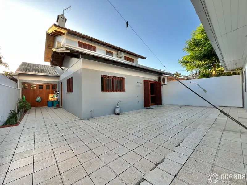 Casa sobrado em Capão da Canoa!: 31ª foto da galeria de imagens do imóvel