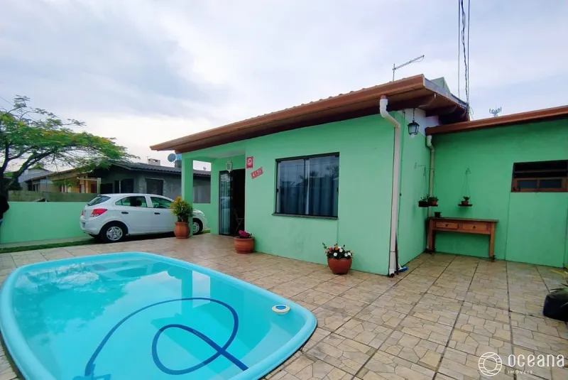 Casa em Capão novo com Piscina: 4ª foto da galeria de imagens do imóvel