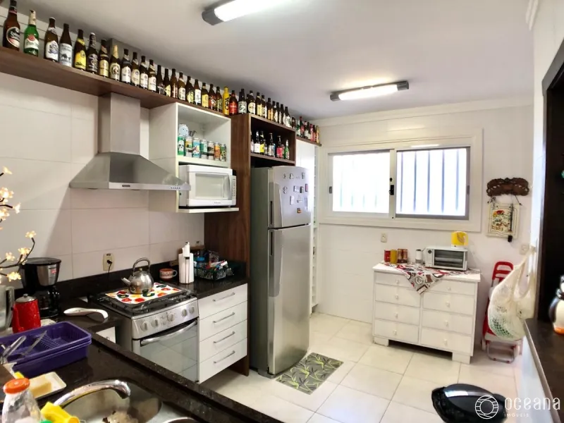 EXCLUSIVIDADE EM ATLÂNTIDA | Casa térrea com piscina, estilo rústico.: 21ª foto da galeria de imagens do imóvel