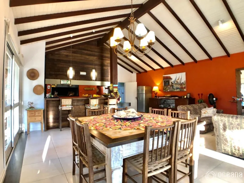 EXCLUSIVIDADE EM ATLÂNTIDA | Casa térrea com piscina, estilo rústico.: 18ª foto da galeria de imagens do imóvel