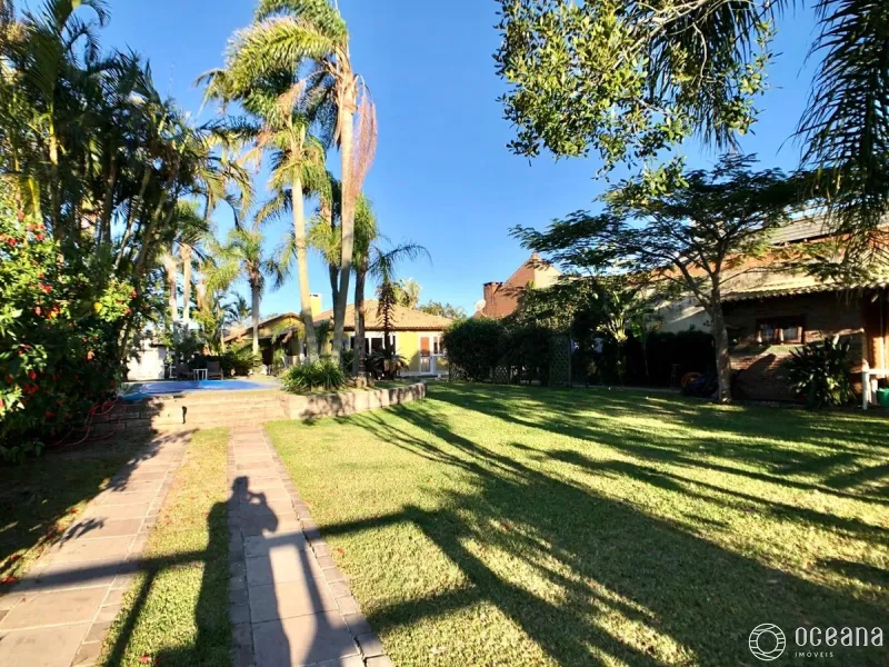 EXCLUSIVIDADE EM ATLÂNTIDA | Casa térrea com piscina, estilo rústico.: 11ª foto da galeria de imagens do imóvel
