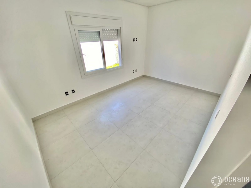 CASA GEMINADA NO BAIRRO JARDIM BEIRA MAR: 12ª foto da galeria de imagens do imóvel
